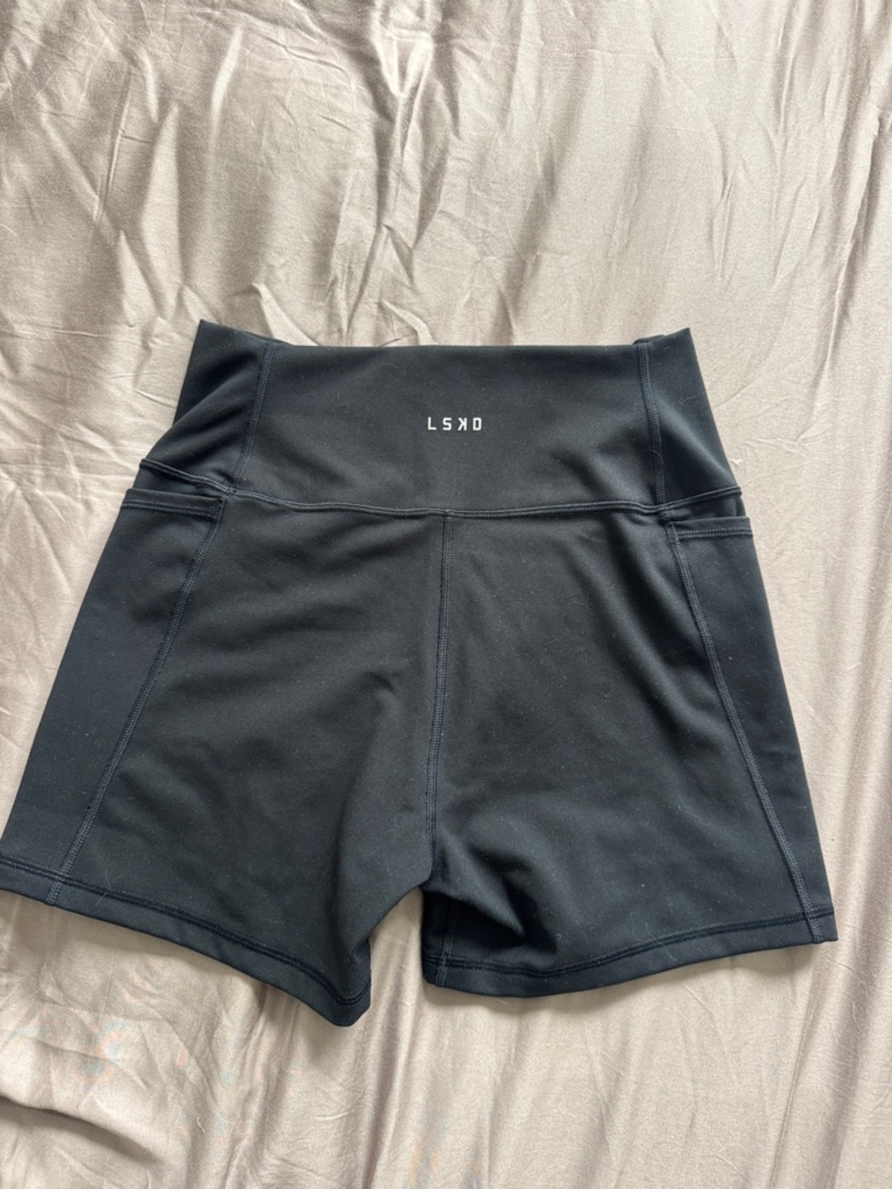 LSKD Elixir Ultra High-Rise 4" Short Pockets